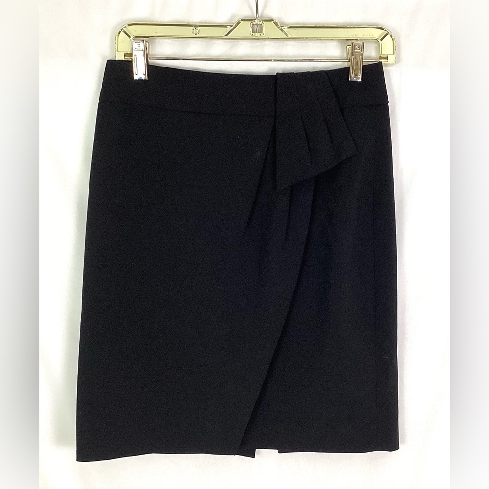White House black market wrap skirt-their size O